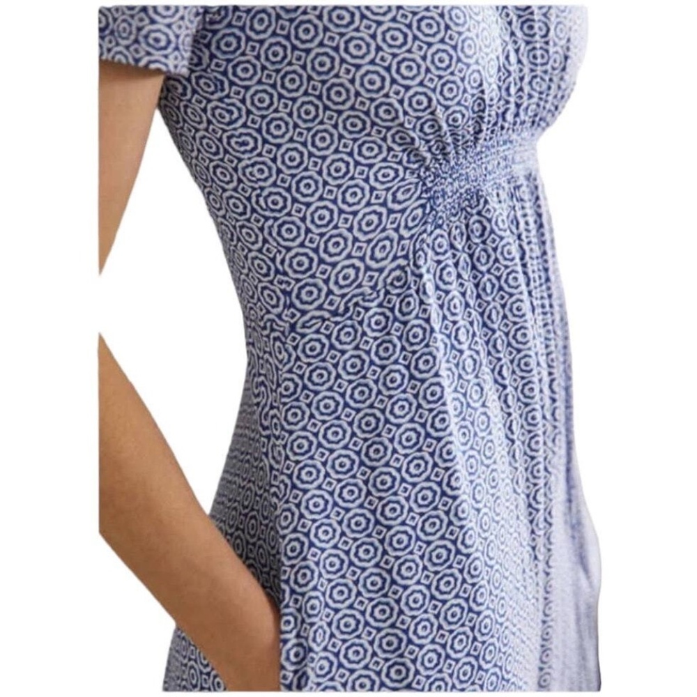 Boden Smocked Jersey Dress Size 2 Bluebell Geo Blooms - Picture 2 of 5